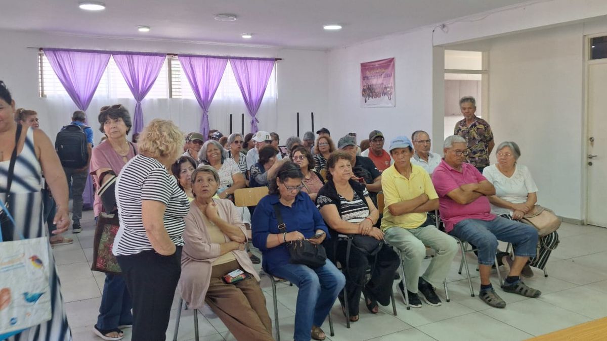 Casa Norte Adulto Mayor - Operativo tarjetas electrónicas transporte público Casa Norte Adulto Mayor - Operativo tarjetas electrónicas transporte público