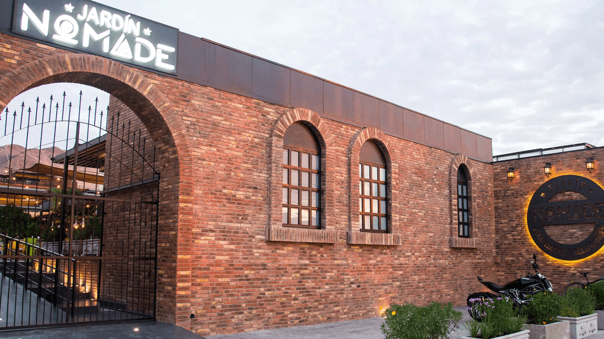 Dueño de pub en Antofagasta aclara prohibición de food truck Dueño de pub en Antofagasta aclara prohibición de food truck