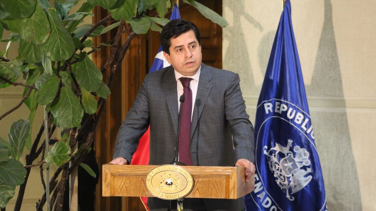 Senador Pedro Araya Senador Pedro Araya