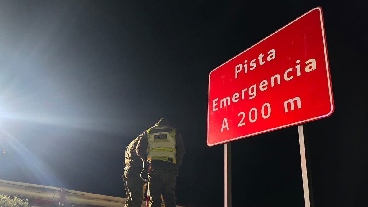 Trágico accidente en Ruta 27: conductor brasileño fallece en volcamiento de camión Trágico accidente en Ruta 27: conductor brasileño fallece en volcamiento de camión