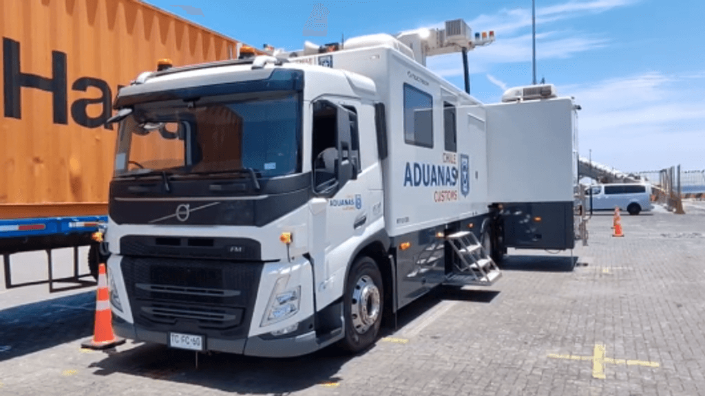Camion escáner aduanas
