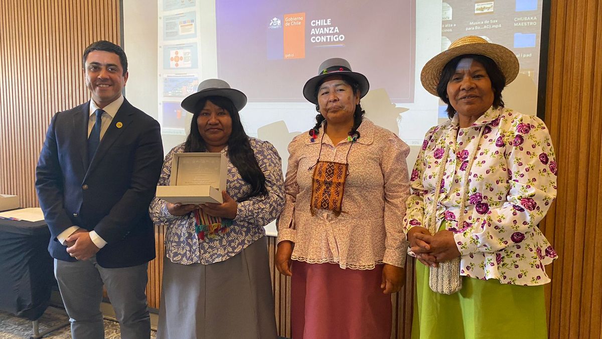 Educadores fortalecen liderazgo pedagógico en encuentro regional Educadores fortalecen liderazgo pedagógico en encuentro regional