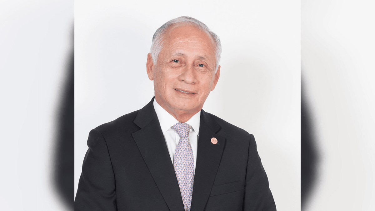 Patricio Céspedes renuncia por contratos con familiares Patricio Céspedes renuncia por contratos con familiares