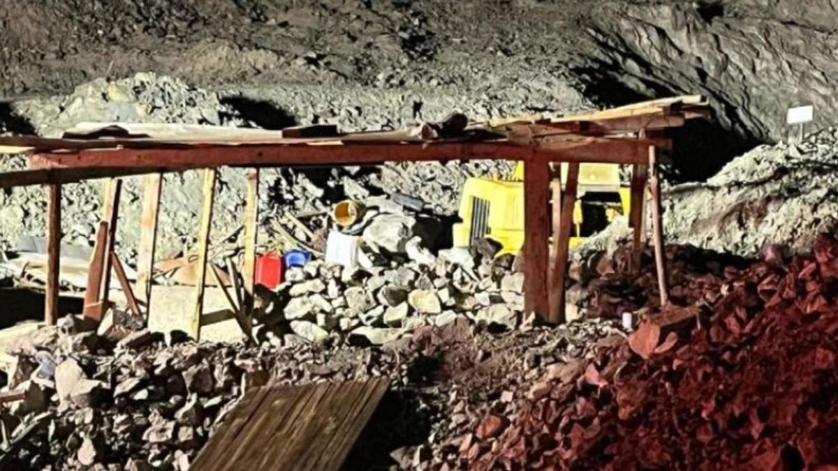 Tres muertos por derrumbe en mina de Atacama Tres muertos por derrumbe en mina de Atacama