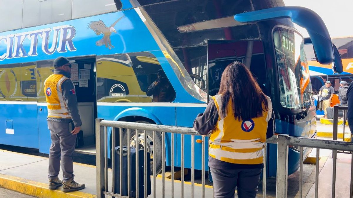 Intensifican fiscalización a buses en Antofagasta por feriado Intensifican fiscalización a buses en Antofagasta por feriado