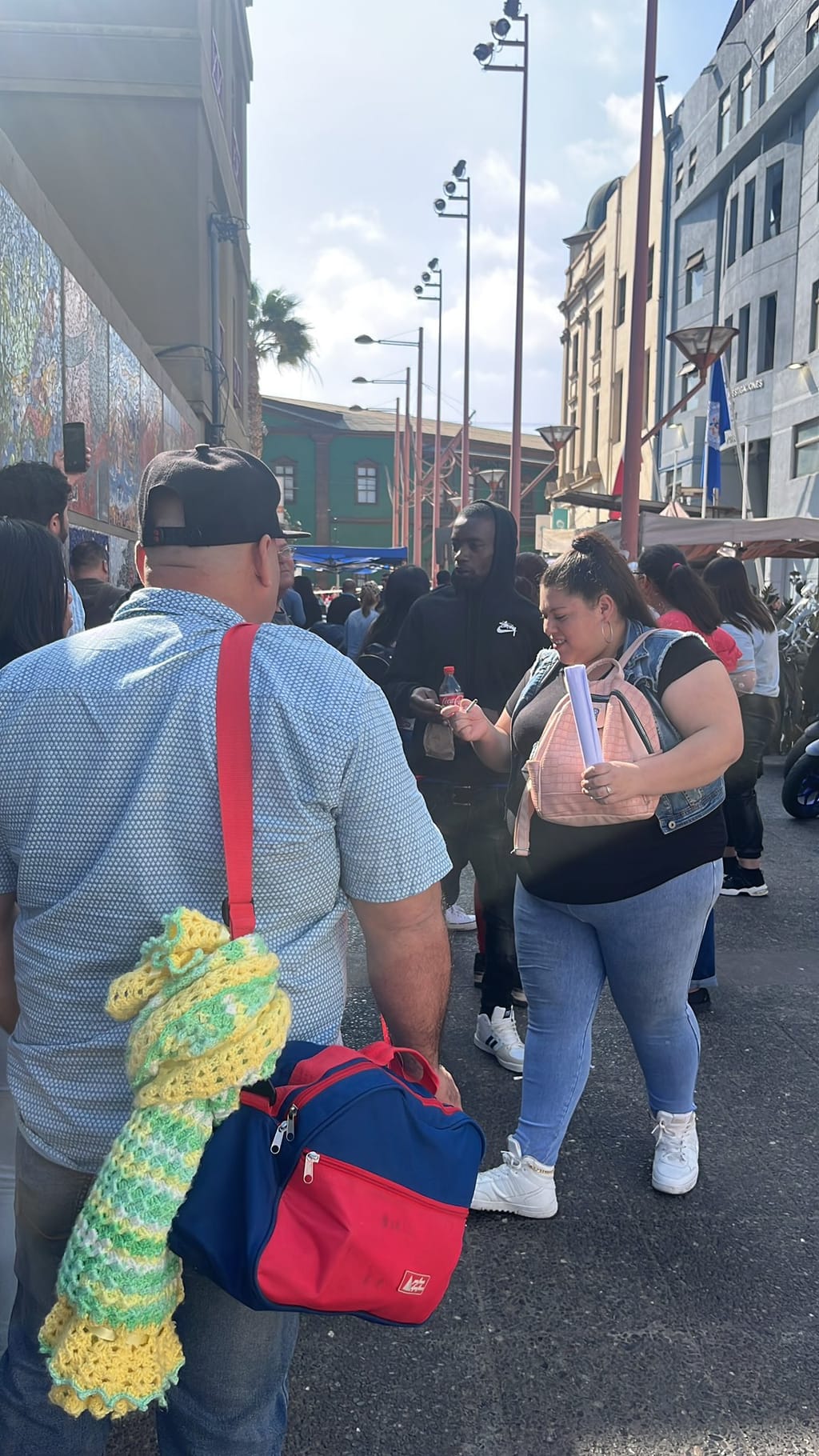 Evacúan Registro Civil Evacúan Registro Civil