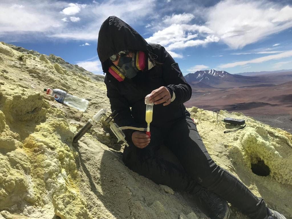 Investigación Volcán Lastarria Investigación Volcán Lastarria