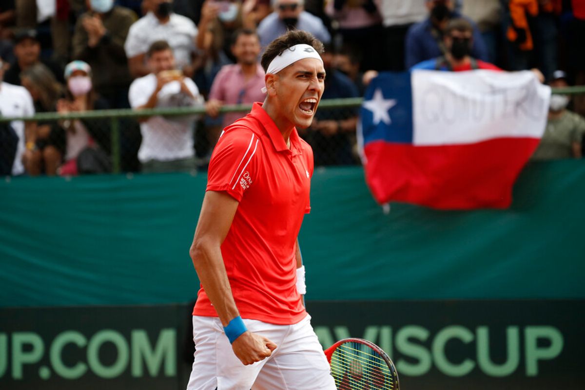 Alejandro Tabilo se retira de la serie de Copa Davis ante Bélgica Alejandro Tabilo se retira de la serie de Copa Davis ante Bélgica