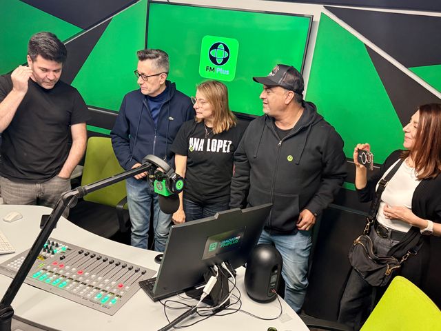 FM Plus 01 FM Plus 01