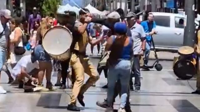 Pelea Chinchineros centro Antofagasta Pelea Chinchineros centro Antofagasta