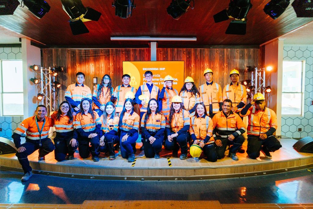 Practicantes Escondida 01