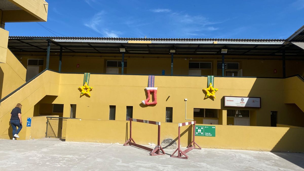 Autoridades de Antofagasta buscan solución a escasez de colegios municipales Autoridades de Antofagasta buscan solución a escasez de colegios municipales