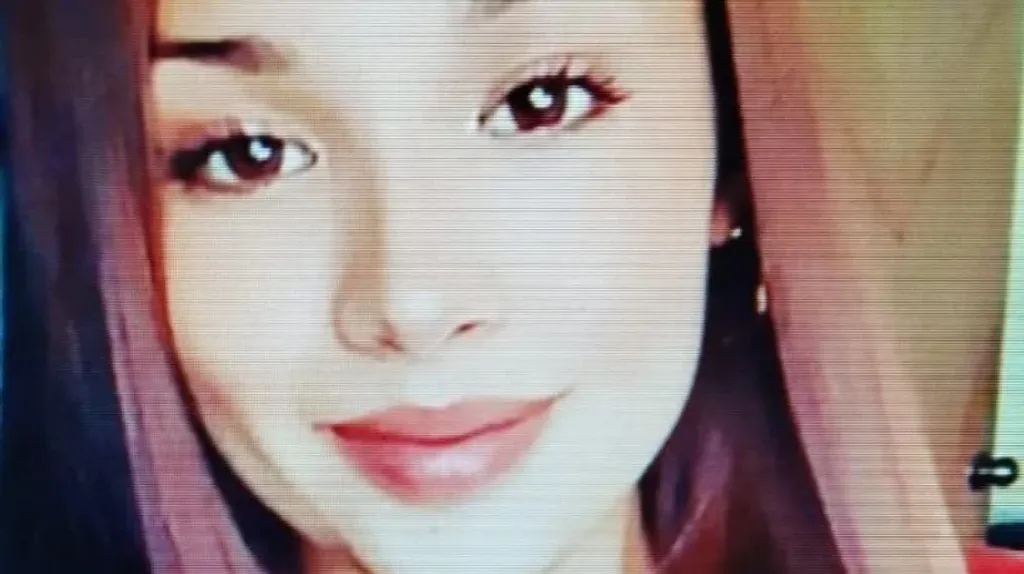 Alejandra Barrera Alejandra Barrera