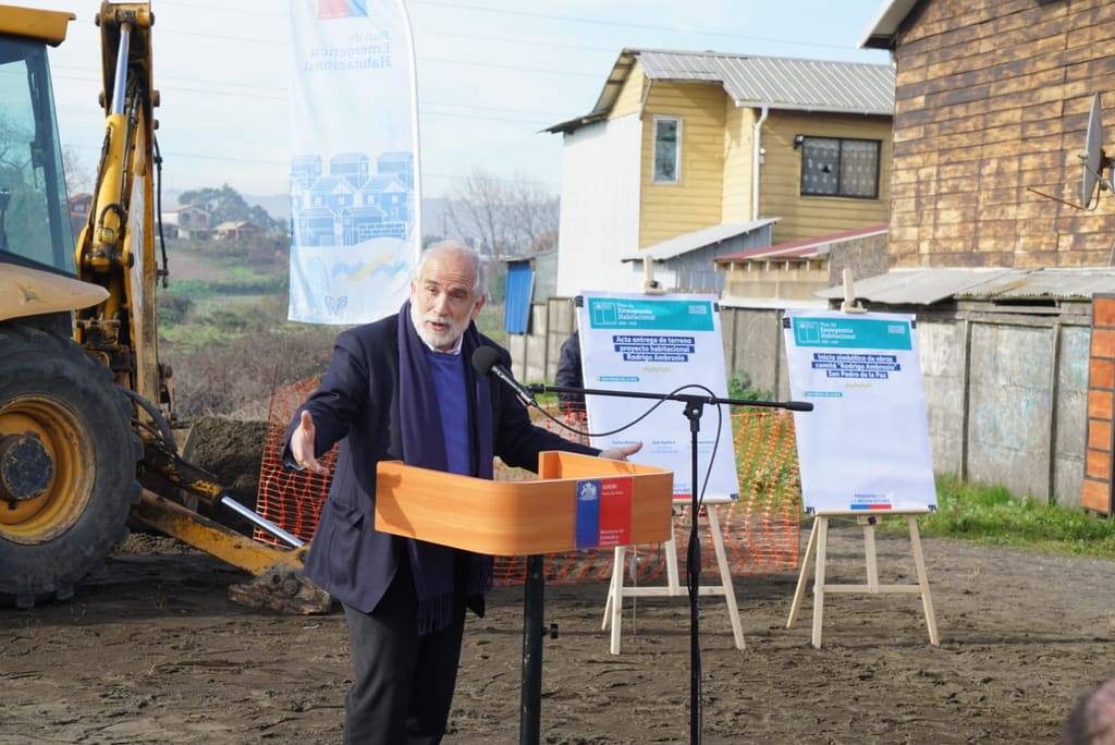 Ministro Carlos Montes Ministro Carlos Montes