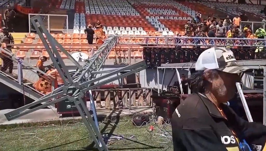 Caída de Pantalla en Estadio Zorros del Desierto Caída de Pantalla en Estadio Zorros del Desierto