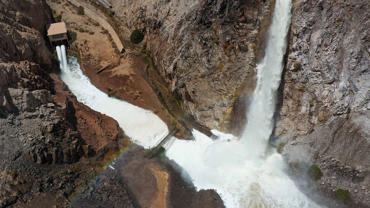 Ministra del MOP coordina acciones por lluvias en Calama Ministra del MOP coordina acciones por lluvias en Calama