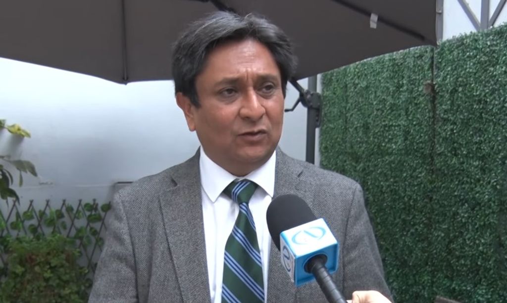 Gobernador Regional Ricardo Díaz Gobernador Regional Ricardo Díaz