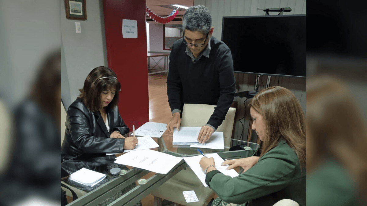 Entregan concesiones gratuitas para desarrollo urbano en Sierra Gorda Entregan concesiones gratuitas para desarrollo urbano en Sierra Gorda