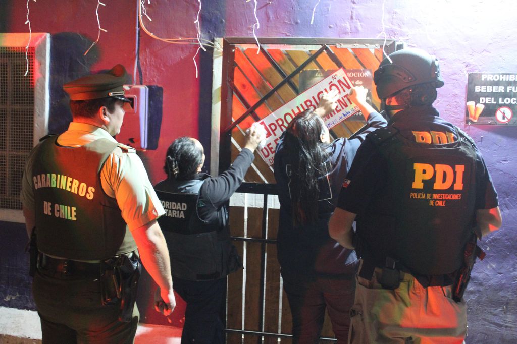 Prohibición de funcionamiento Prohibición de funcionamiento