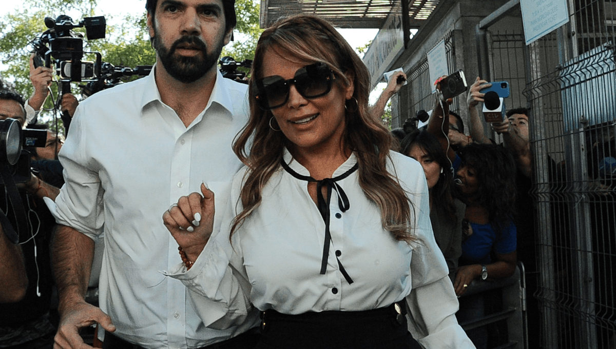 Cathy Barriga recibe arresto domiciliario en su cumpleaños Cathy Barriga recibe arresto domiciliario en su cumpleaños