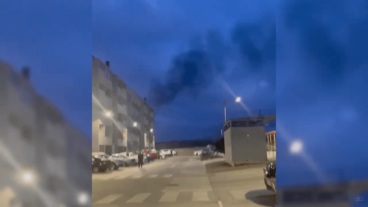 Humo tóxico obliga evacuación en Liceo La Chimba Humo tóxico obliga evacuación en Liceo La Chimba