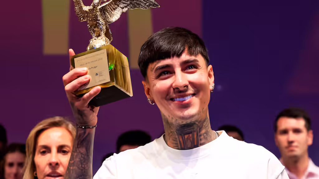 Erick Pulgar Erick Pulgar