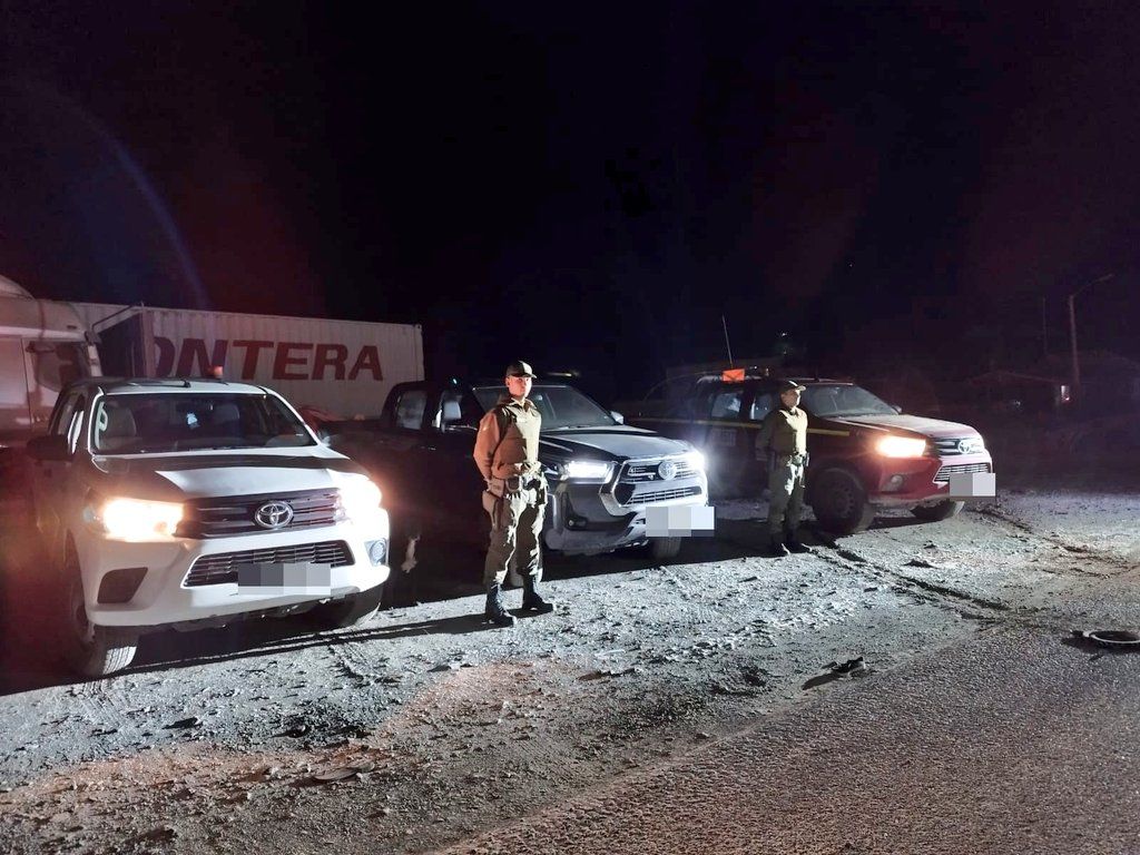 Recuperan Camionetas Robadas Recuperan Camionetas Robadas