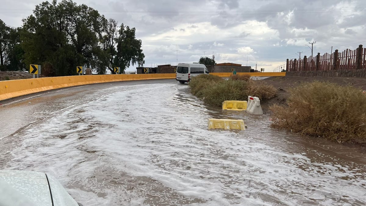 VIDEO | Intensas lluvias se registran en el poblado de Chiu Chiu