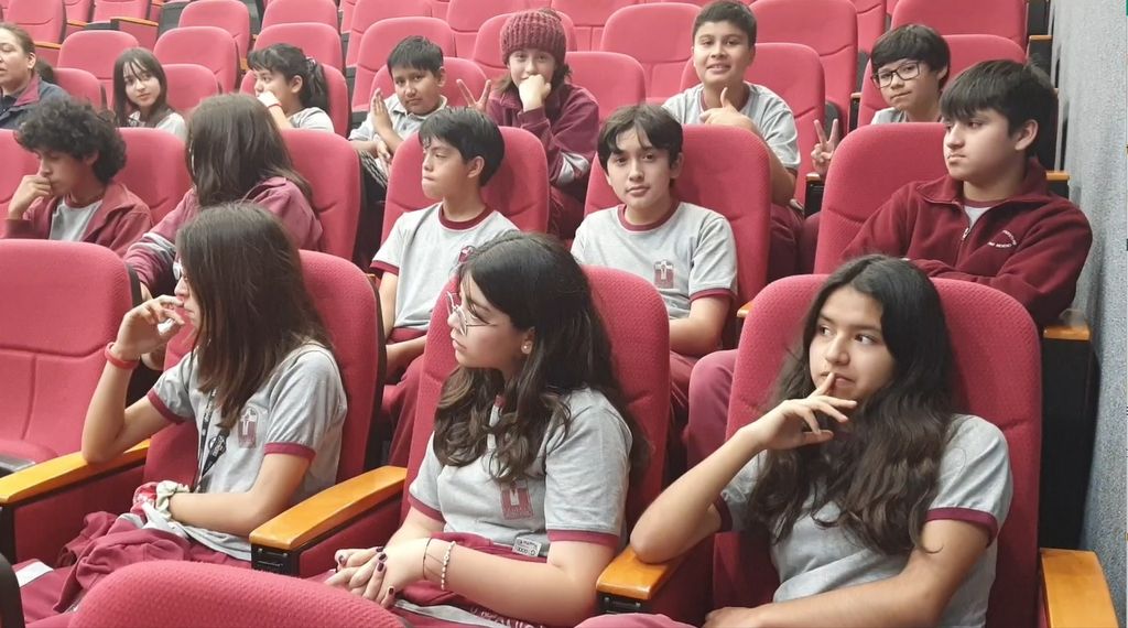 Estudiantes Colegio Rendic Estudiantes Colegio Rendic