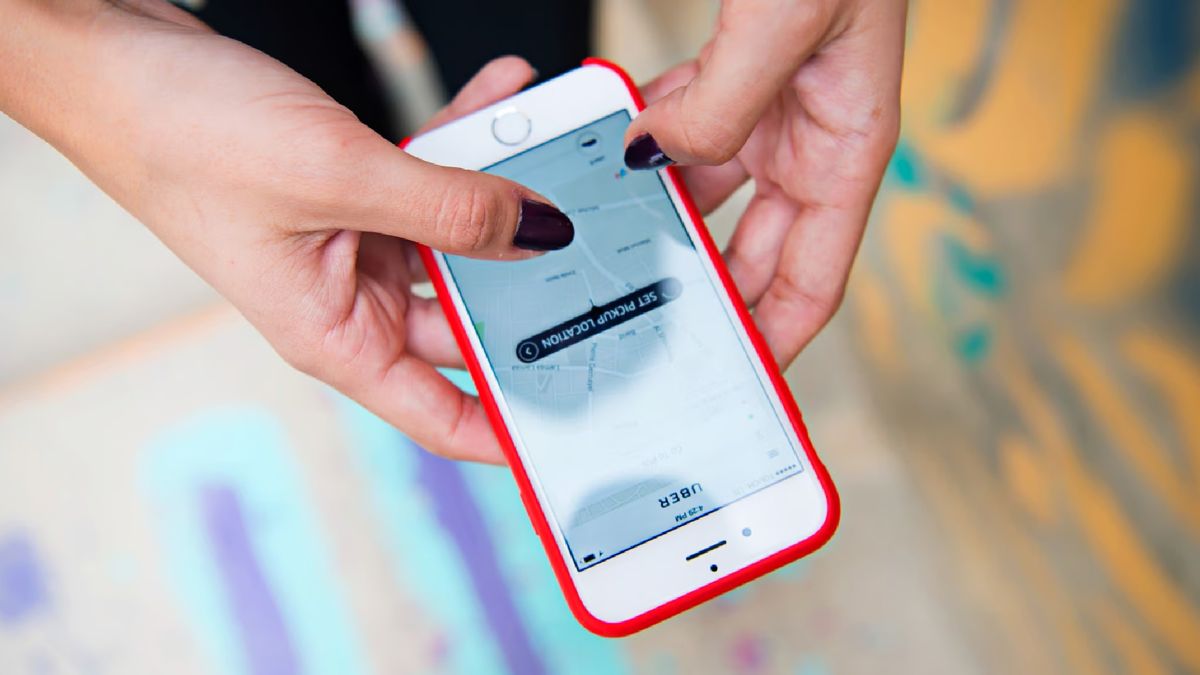 Contraloría aprueba reglamento de Ley Uber Contraloría aprueba reglamento de Ley Uber