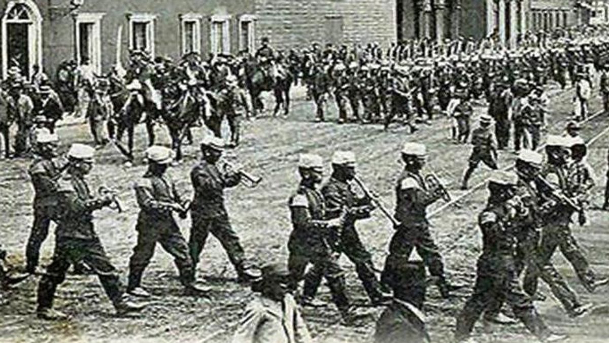 Matanza Plaza Colón Matanza Plaza Colón