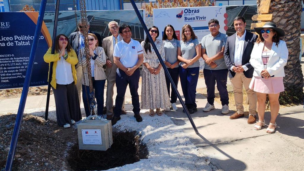 Primera Piedra Liceo Politécnico Taltal Primera Piedra Liceo Politécnico Taltal