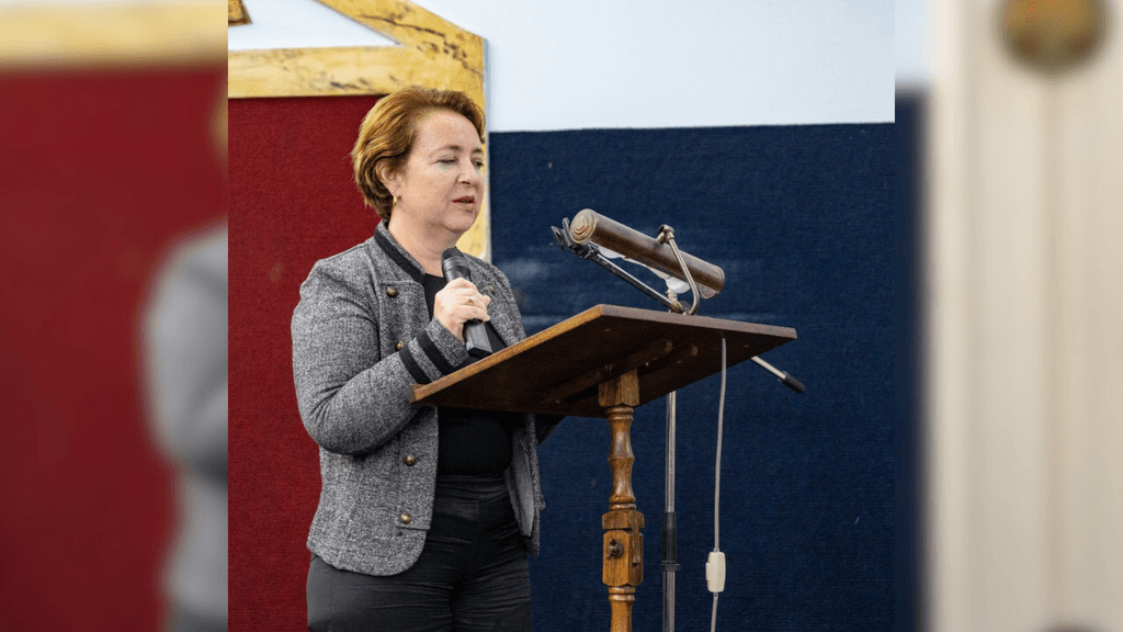 Karen Behrens Karen Behrens