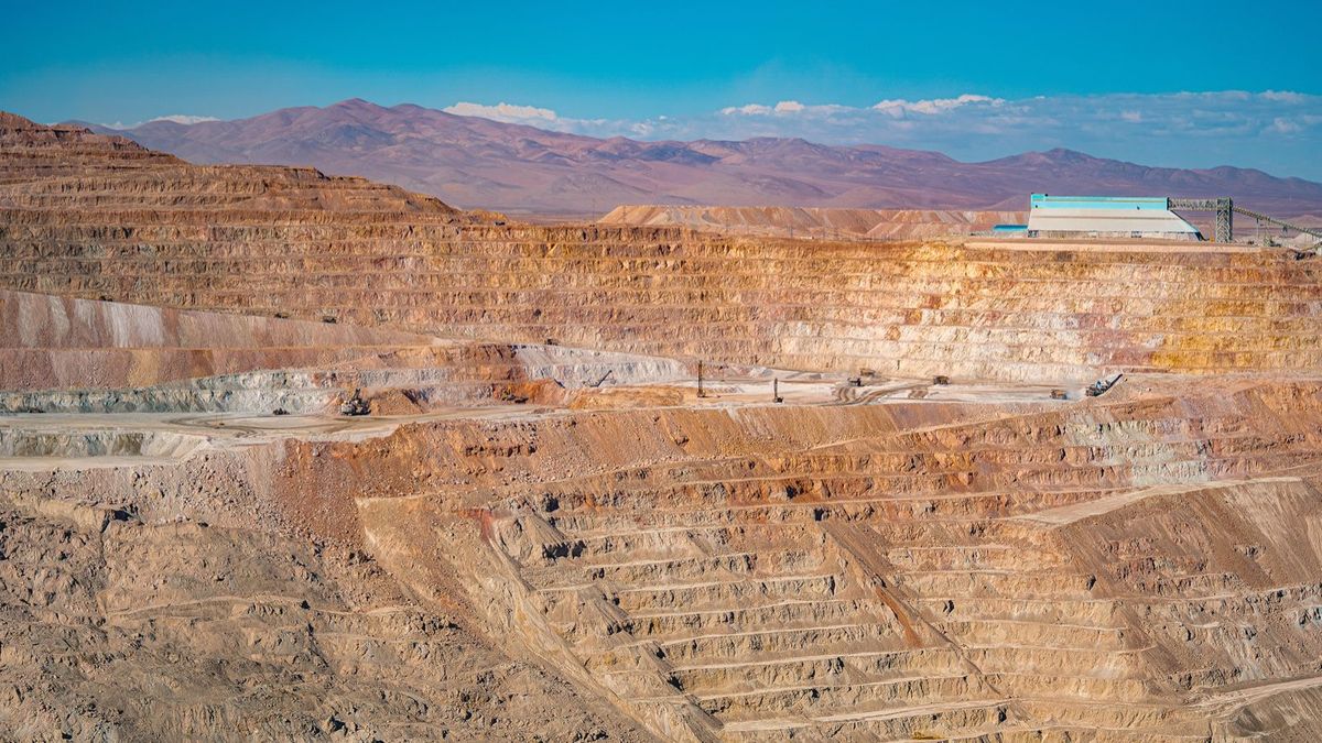 Escondida logra su mejor producción en 10 años Escondida logra su mejor producción en 10 años