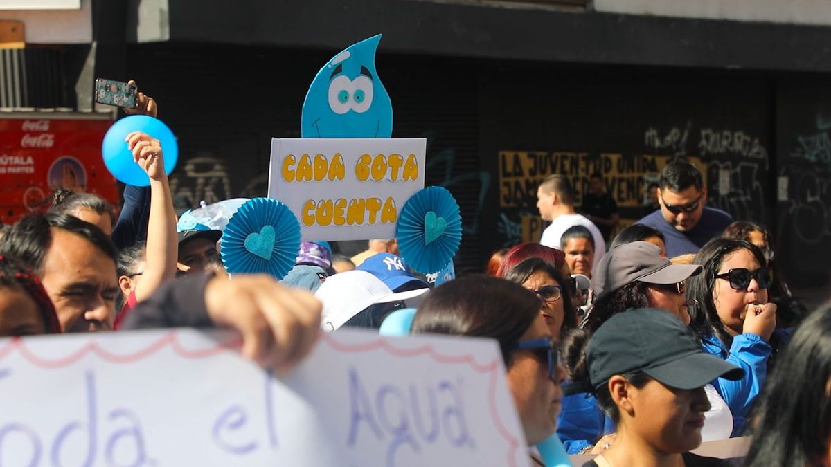 GORE promueve acceso al agua en comunidades costeras GORE promueve acceso al agua en comunidades costeras