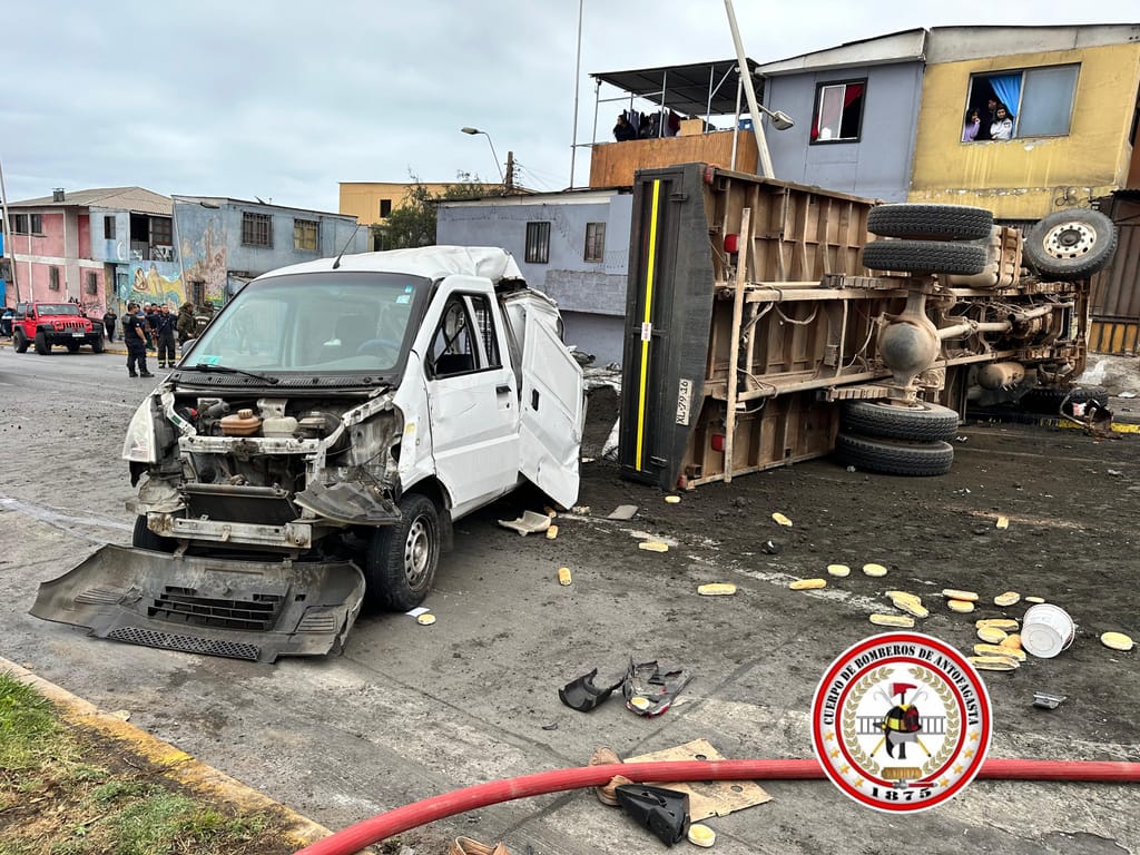 Accidente Av. Salvador Allende Accidente Av. Salvador Allende