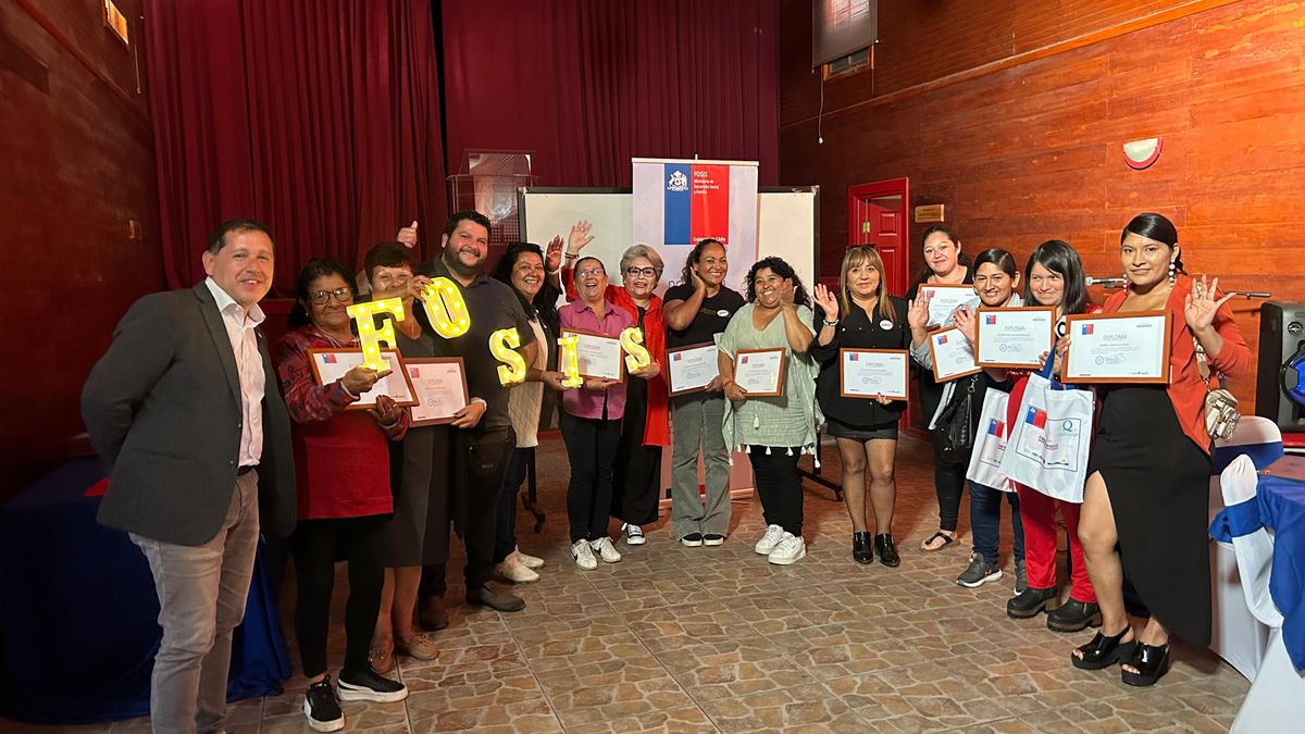 FOSIS certifica a emprendedores de Tocopilla FOSIS certifica a emprendedores de Tocopilla