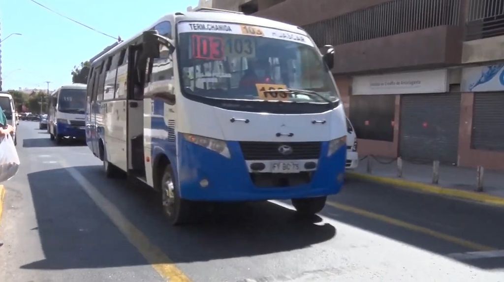 Microbús Línea 103 TransAntofagasta Microbús Línea 103 TransAntofagasta