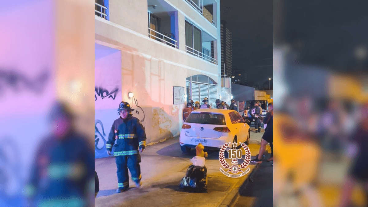 Bomberos Antofagasta entra a vivienda por persona fallecida Bomberos Antofagasta entra a vivienda por persona fallecida