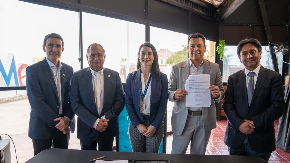 Mejillones avanza en sostenibilidad con acuerdo de aguas servidas Mejillones avanza en sostenibilidad con acuerdo de aguas servidas