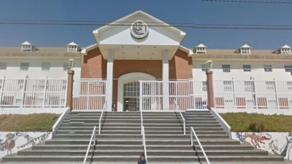 Colegio AIS Colegio AIS