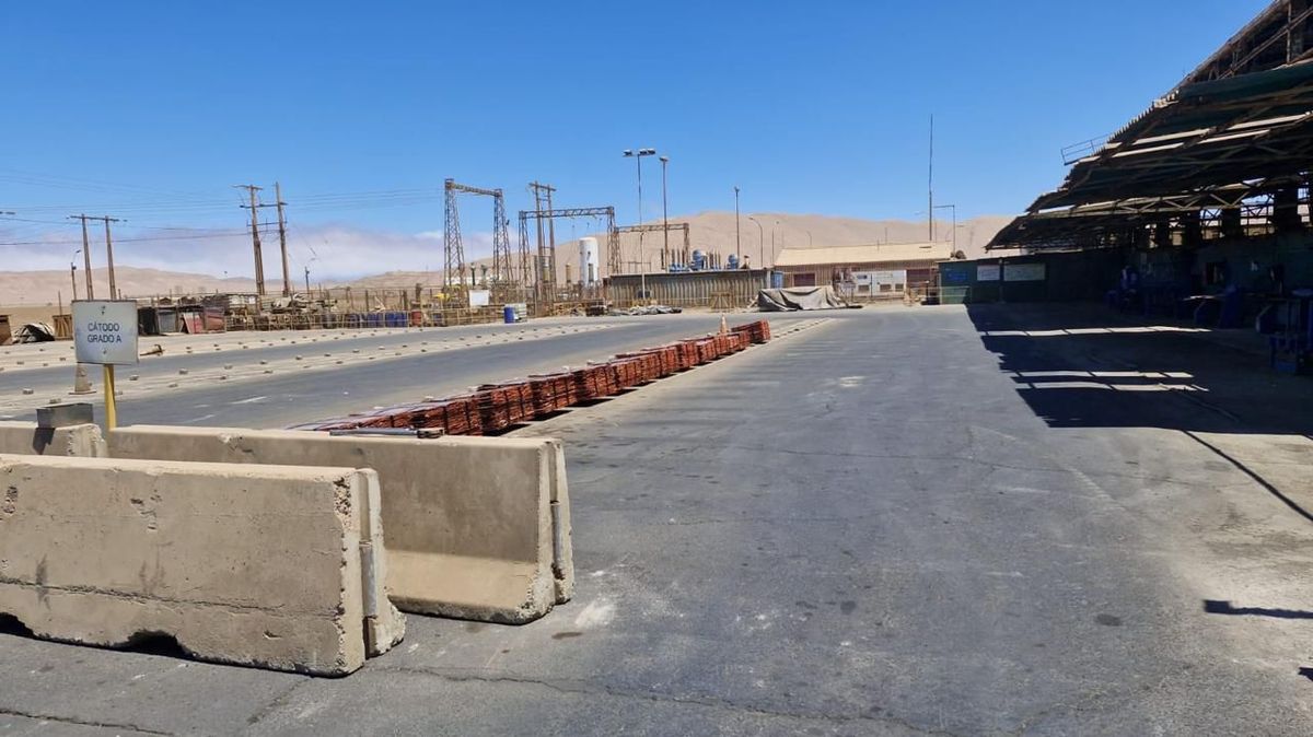 Roban cátodos de cobre en Minera Michilla Roban cátodos de cobre en Minera Michilla