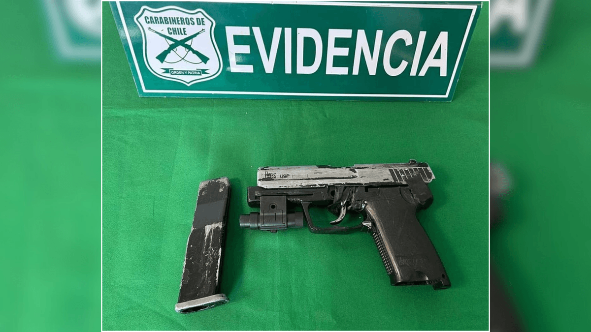 Incautan armas y drogas en shopería de Antofagasta Incautan armas y drogas en shopería de Antofagasta