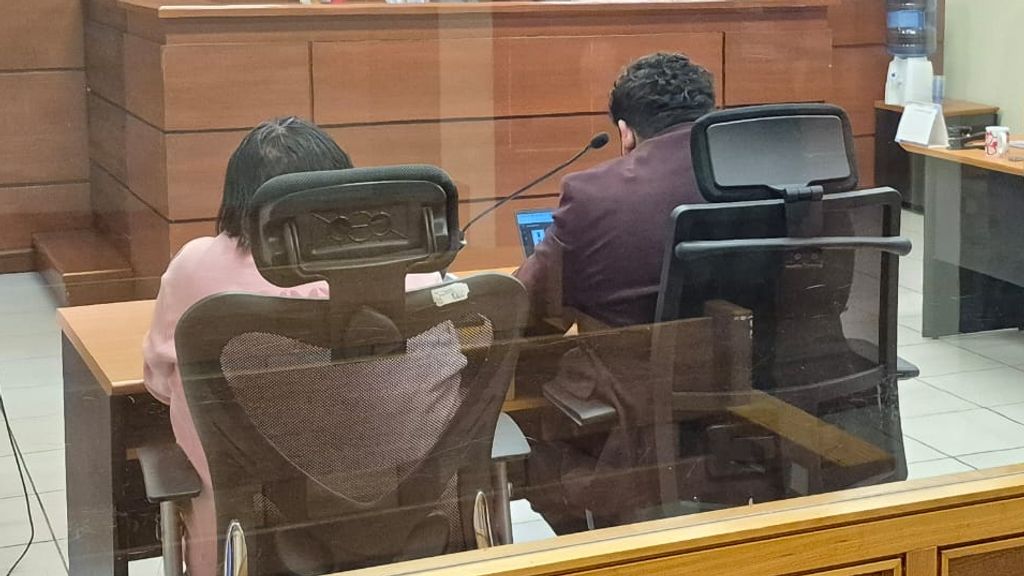 Mujer estafas serviu Mujer estafas serviu