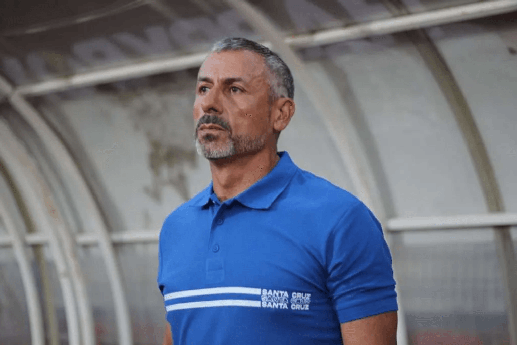 Hernán Peña Hernán Peña