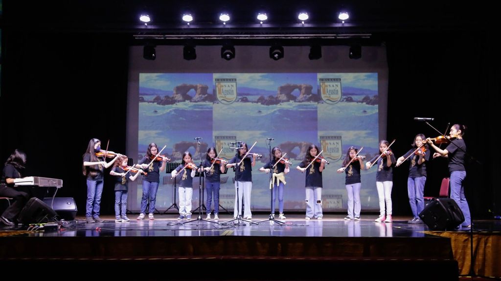 Semana Santa Cecilia Semana Santa Cecilia