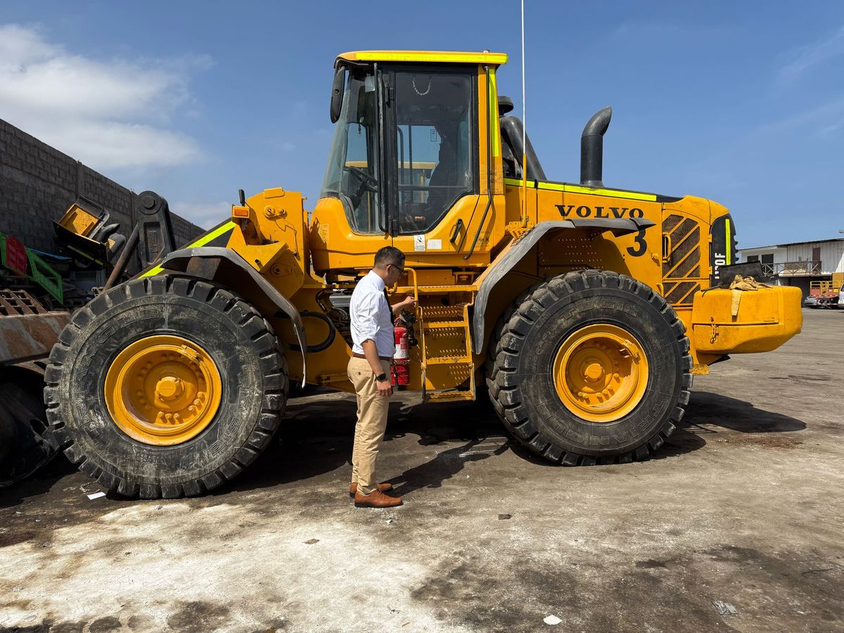 Diputado convoca a limpieza comunitaria en La Chimba Diputado convoca a limpieza comunitaria en La Chimba