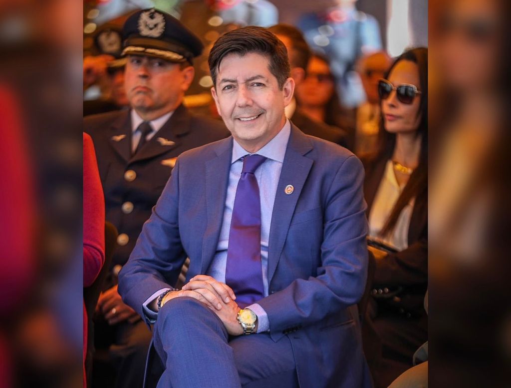 Alcalde Jonathan Velásquez Alcalde Jonathan Velásquez