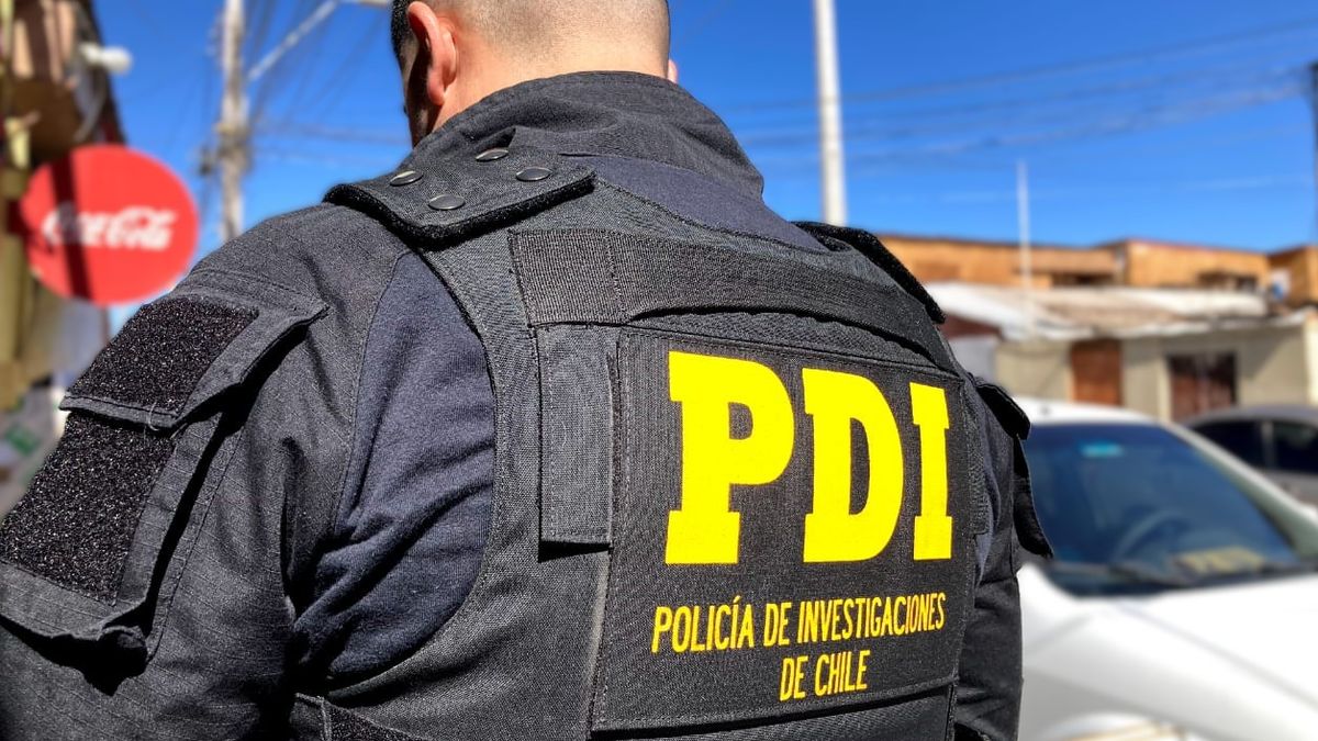 26 extranjeros denunciados por irregularidades migratorias en Calama 26 extranjeros denunciados por irregularidades migratorias en Calama
