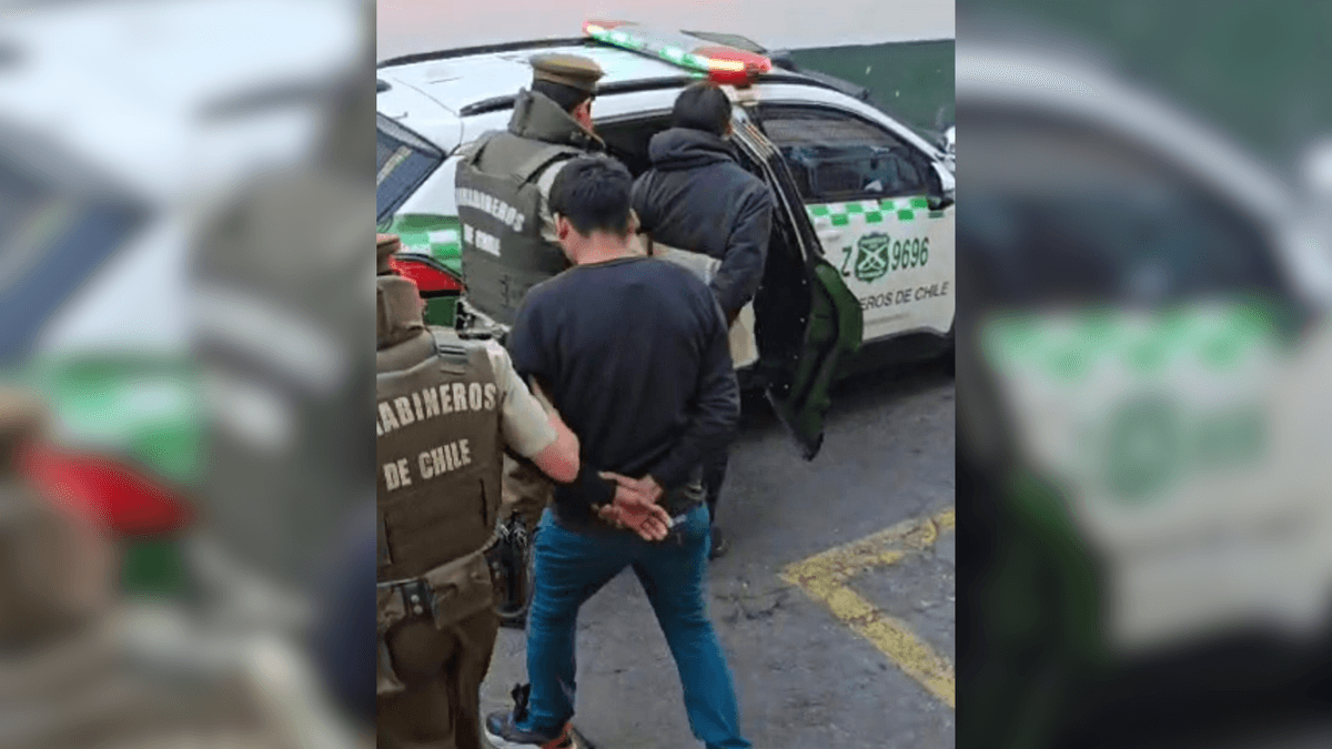 Carabineros detienen a ladrones de auto en Antofagasta Carabineros detienen a ladrones de auto en Antofagasta